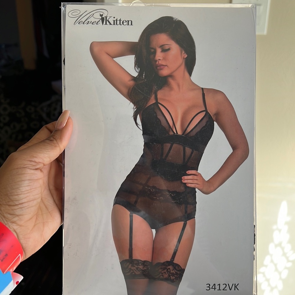 Velvet Kitten Lingerie